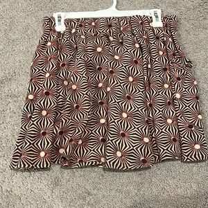 patterned skirt with pockets